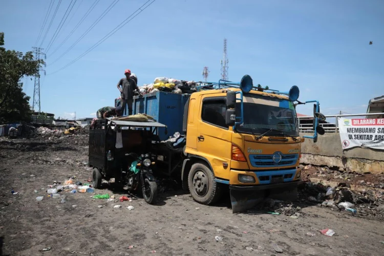 Area Pemukiman Kota Bandung Diminta Olah Sampah Secara Mandiri