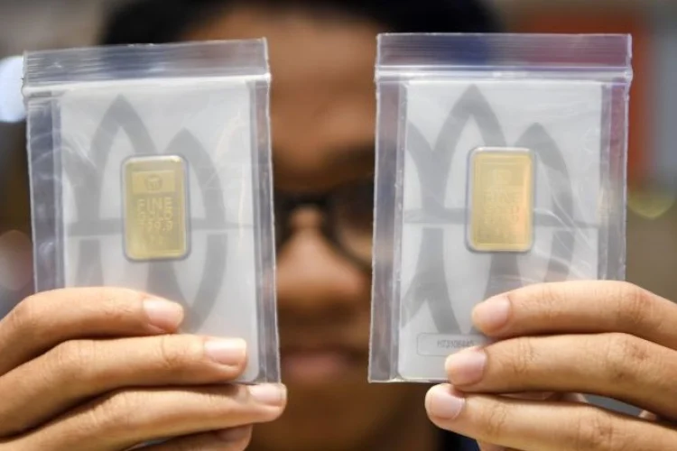 Harga Emas Antam Hari Ini Alami Penurunan Rp1.000 Menjadi Rp2.916.000 per Gram