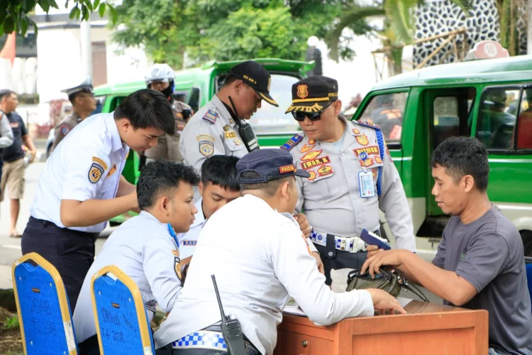 Diingatkan Wali Kota Bogor Dedie A Rachim, Kadishub Ngaku Sudah Konsisten Tertibkan Angkot Tua