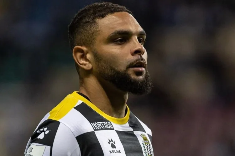 Jejak Kelam Layvin Kurzawa: Tragedi Pembantaian PSG yang Dipicu oleh Foto Bareng Drake