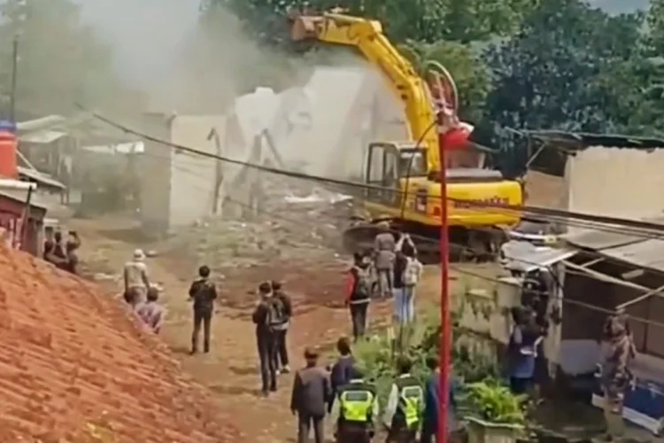 Warga Terdampak Penertiban di Situ Ciburuy Tagih Hunian Permanen yang Dijanjikan Dedi Mulyadi