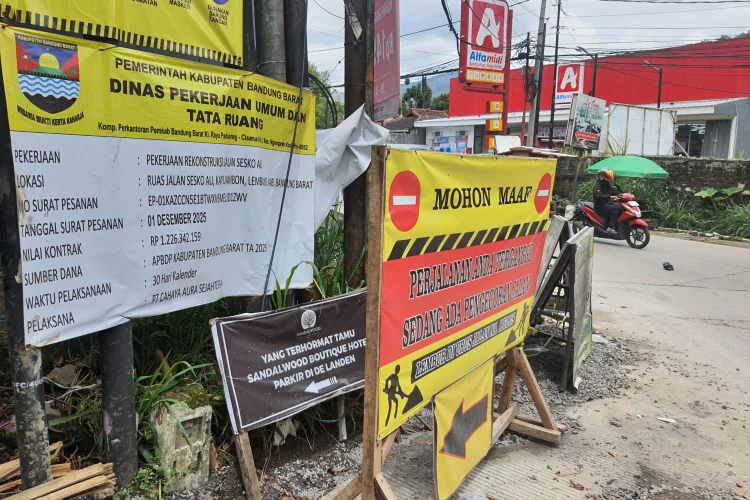 Pemkab Bandung Barat Butuh Rp300 Miliar per Tahun Tuntaskan Jalan Rusak