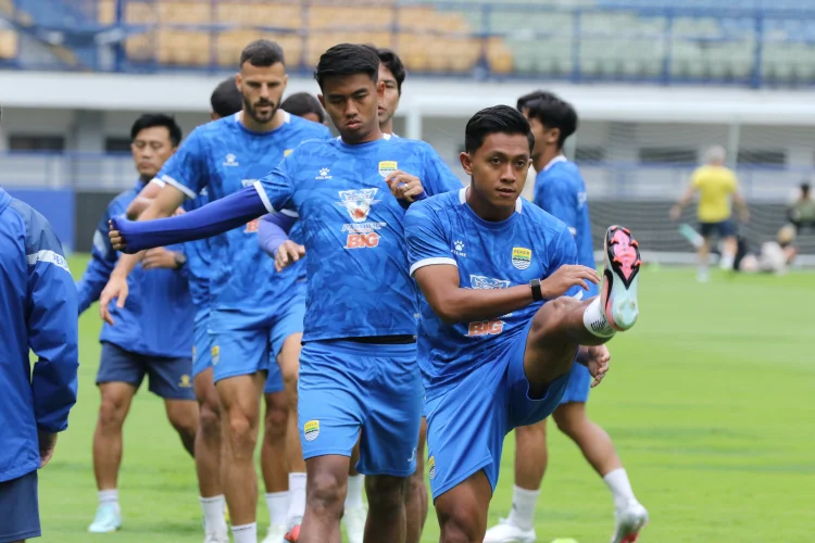 Tak Siarkan Langsung Persis vs Persib, Indosiar Dikritik Bobotoh
