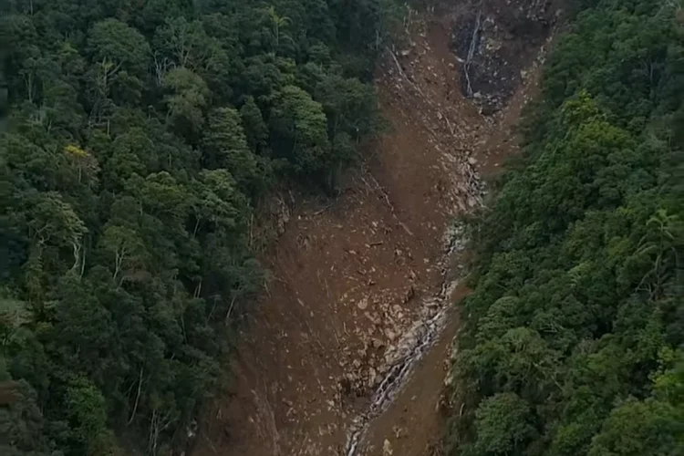 Video Penampakan Diduga Titik Longsor di Pasirlangu Viral