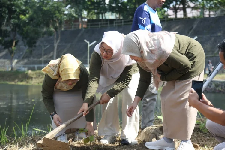 Bupati Cecep Dorong Pelestarian Lingkungan lewat Tasik Hejo