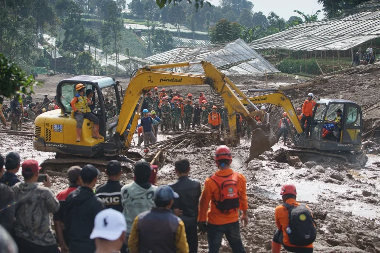 Longsor Pasirlangu, Polisi: 34 Jenazah Berhasil Dipastikan Identitasnya
