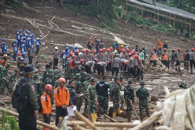 58 Korban Longsor Cisarua Berhasil Diidentifikasi