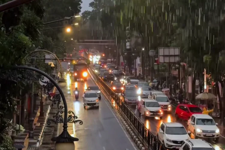 Cuaca Hari Ini Rabu 9 September 2026: Bandung Diguyur Hujan Ringan