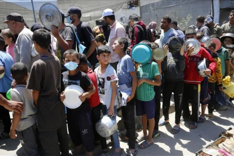Bantuan Lama Terhenti, UNICEF Salurkan Perlengkapan Sekolah ke Gaza