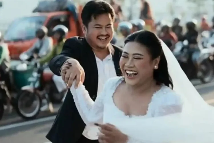Digugat Cerai Boiyen, Riwayat Pendidikan Tinggi Rully Anggi Akbar Jadi Sorotan