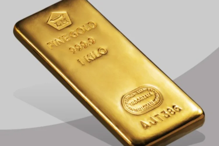 Harga Emas Hari Ini 3 Mei 2026 Tetap Stabil, Antam per Gram Rp2,796 Juta