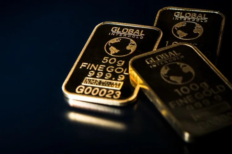 Harga Emas Antam Hari Ini Turun Rp48.000, per Gram jadi Rp3,120 Juta