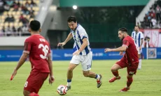 Bojan Hodak dan Efektivitas Minimalis Persib: Menang Tipis, Mantap di Puncak Klasemen