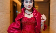 Unggahan Iis Dahlia Memanas, Ressa Dituding Picu Boikot Denada