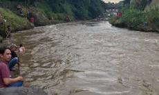 Remaja 14 Tahun Tenggelam di Sungai Cidadap, Berhasil Dievakuasi Tapi Tak Tertolong