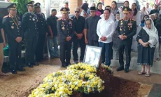 Meriyati Hoegeng Dikebumikan, Ini Ungkapan Putra dan Kapolri Jenderal Lystio Sigit