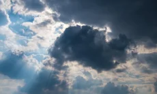 Prakiraan Cuaca Bandung Hari Ini, Jumat 6 Februari 2026: Awan Mendung dan Hujan