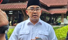 Farhan Siapkan Program UHC Bagi Warga yang Kehilangan Status BPJS PBI