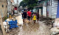 Tanggul Jebol, Ratusan Rumah di Majalaya Terendam Banjir