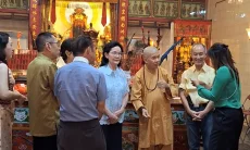 Umat Budha Rayakan Imlek Tahun Kuda Api di Vihara Dharma Ramsi