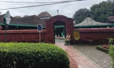 Menjaga Warisan Wali Songo di Masjid Agung Sang Cipta Rasa Cirebon