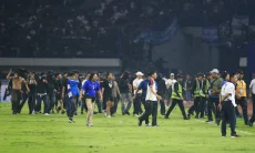 Kerusuhan Usai Persib vs Ratchaburi FC, Umuh Muchtar: Jangan Salahkan Bobotoh