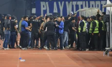 Bojan Hodak Kecewa Ulah Oknum Bobotoh di Laga Persib vs Ratchaburi FC
