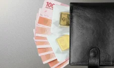 Harga Emas Hari Ini 30 Juli 2026 Terlihat Naik Rp15.000, Antam per Gram Rp2,616 Juta