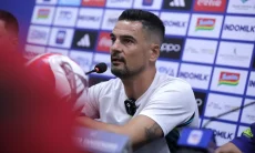 Carlos Pena Yakin Persita Rusak Rekor Sempurna Persib di Stadion GBLA