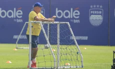 Bojan Hodak Yakin Persija Habis-habisan Kalahkan Persib