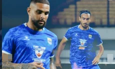 Dua Lokasi Penukaran Tiket Persib vs Madura United