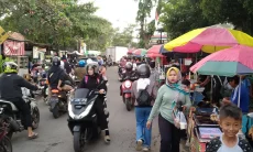 Perang Berburu Takjil Ramadan 2026 di Jalan Raya Katapang-Andir