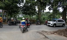 Dampak Pembangunan Gene Bank Indonesia Masih Kotori Ruas Jalan Dr Sumeru