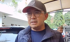 Reklame Ilegal di Jalan Ibrahim Adjie Ganggu Drainase, Farhan Turun Tangan