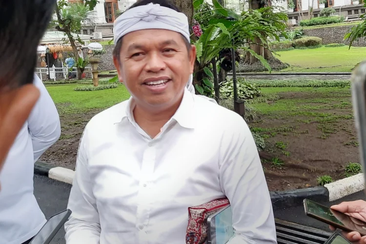 Dedi Soroti Tanggul Jebol Penyebab Banjir Karawang, Desak BBWS Bertindak Cepat