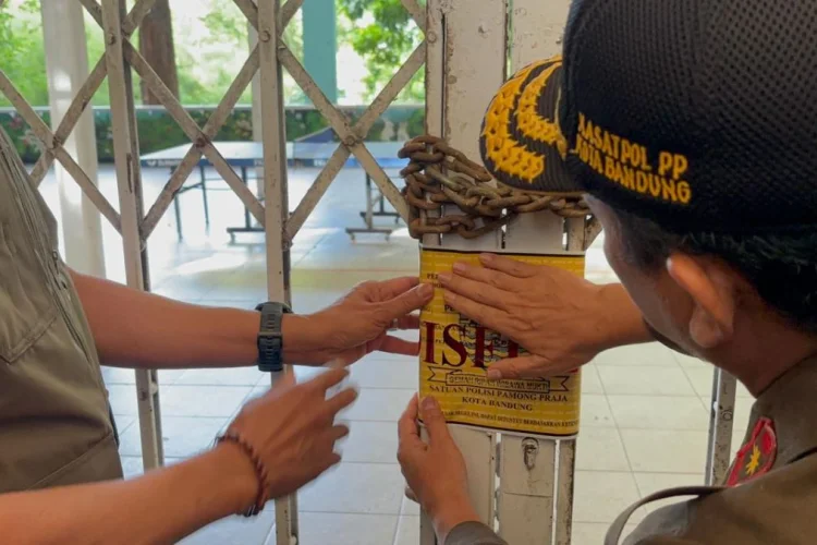 Bandung Zoo Disegel, Pekerja dan UMKM Terdampak hingga Nasib Ratusan Satwa Disorot