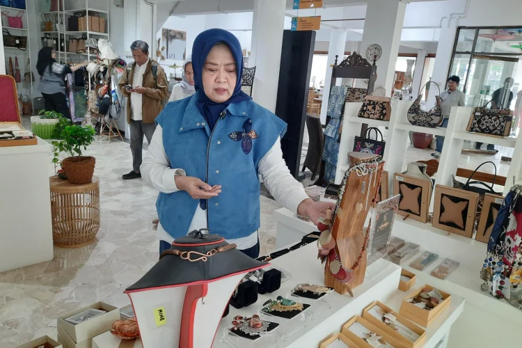 INACRAFT 2026, Dekranasda Jabar Bidik Transaksi Rp25,2 Miliar