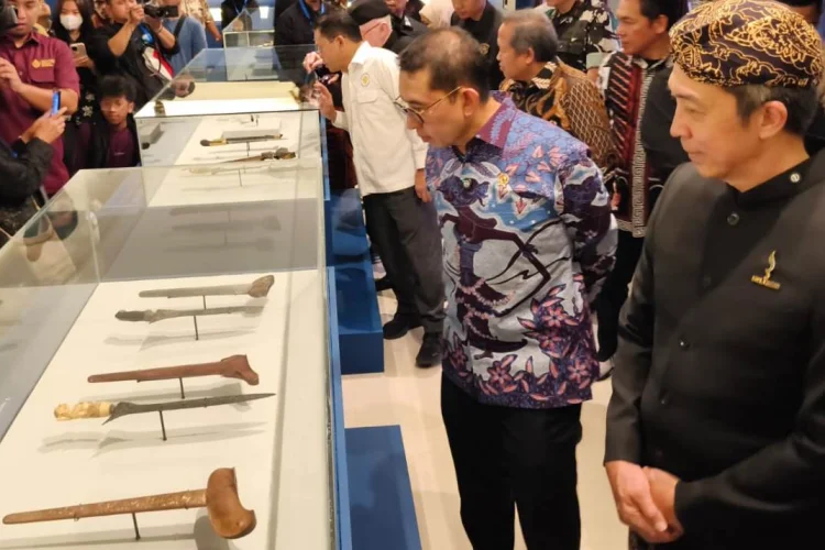 Museum Pajajaran Tampilkan Koleksi Kujang dan Keris Sunda