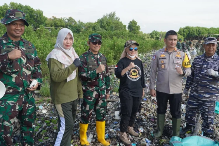 Jumsih Forkopimda di Pesisir Kesenden, Kapolres Jadi Motor Penggerak