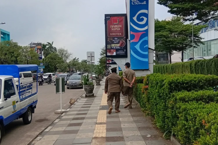 Penataan Trotoar Kota Cirebon, DPRD Ingatkan Pentingnya Solusi Parkir