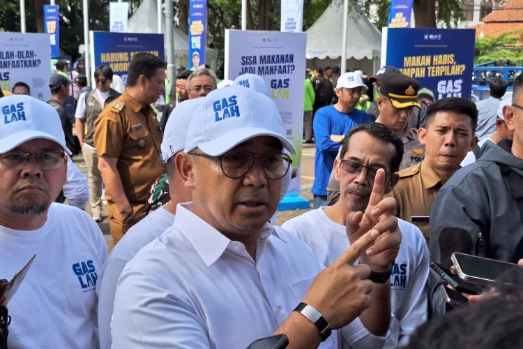 Farhan : Kerja Sama dengan Pemprov Jabar Kunci Solusi Masalah Sampah Bandung