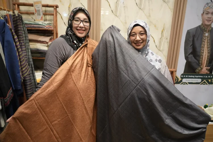 7 Produk UKM Hasil Karya Perempuan Kabupaten Bandung Tampil di Ajang Inacraft 2026