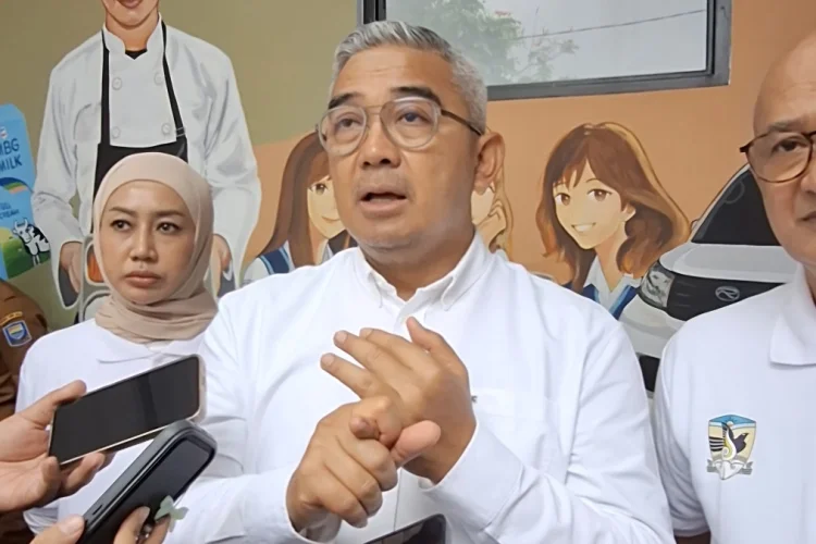 Atasi Banjir, Farhan Fokus Perbaikan Drainase dan Pembangunan Kolam Retensi