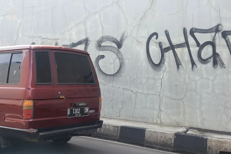 Aksi Vandalisme di Underpass Dustira Cimahi Terus Berulang