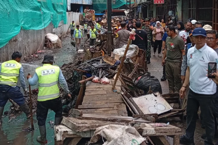 Dedie Imbau PKL Jangan Bikin Semrawut Kawasan Suryakecana Kota Bogor