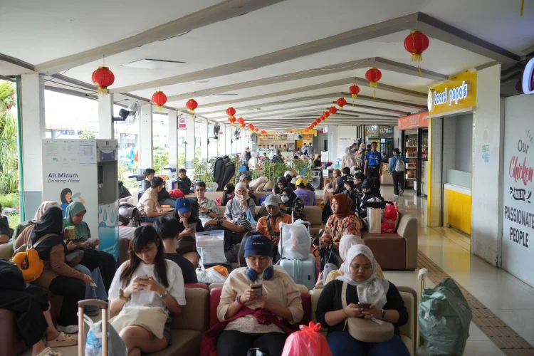 43 Ribu Tiket KA Jarak Jauh dari Daop 2 Bandung Ludes Terjual Jelang Libur Imlek 2026