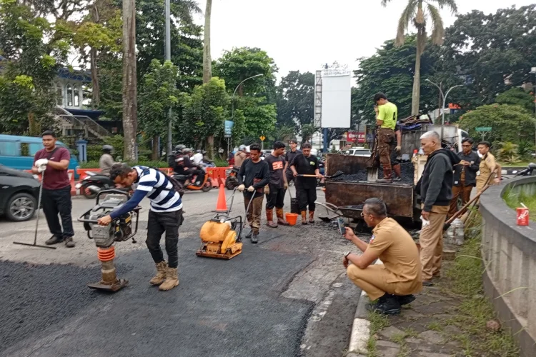 Perbaikan Jalan Berlubang di Bogor Sudah 90 Persen, 32 Titik Ditangani Bertahap