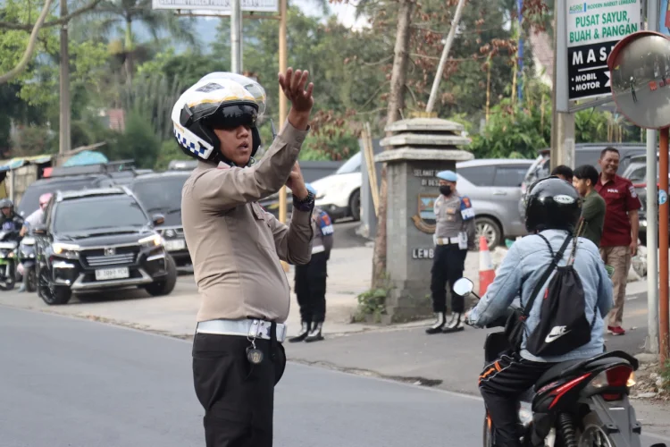 Polisi Perketat Pengawasan di Lembang, 60 Personel Diterjunkan