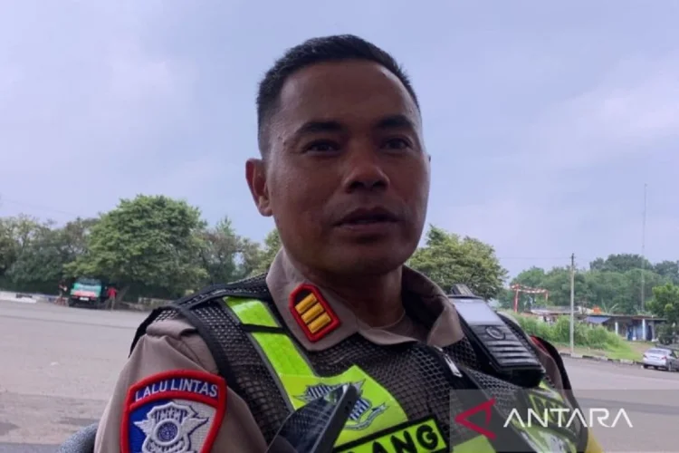 Imlek 2026: Arus ke Puncak Tersendat, Polisi Terapkan Rekayasa Lalu Lintas