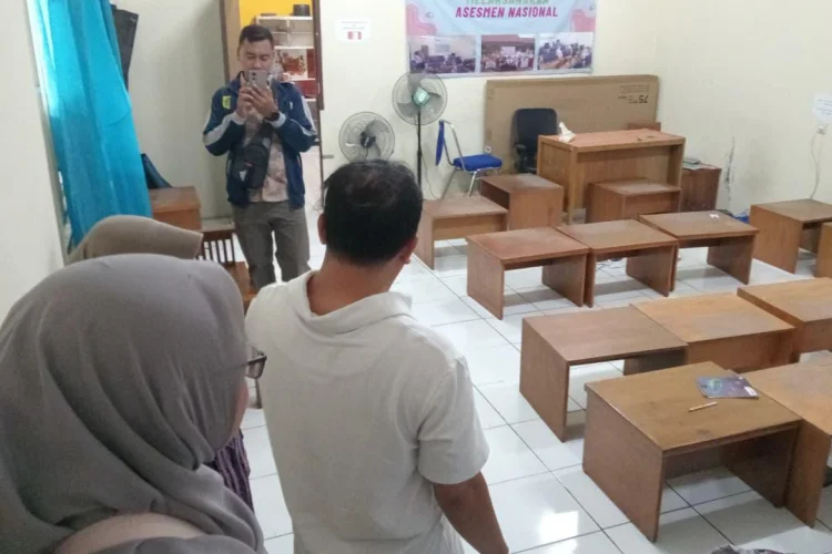 Pencurian di SDN Karadenan 01 Cibinong Disorot, Warganet Duga Sudah Direncanakan
